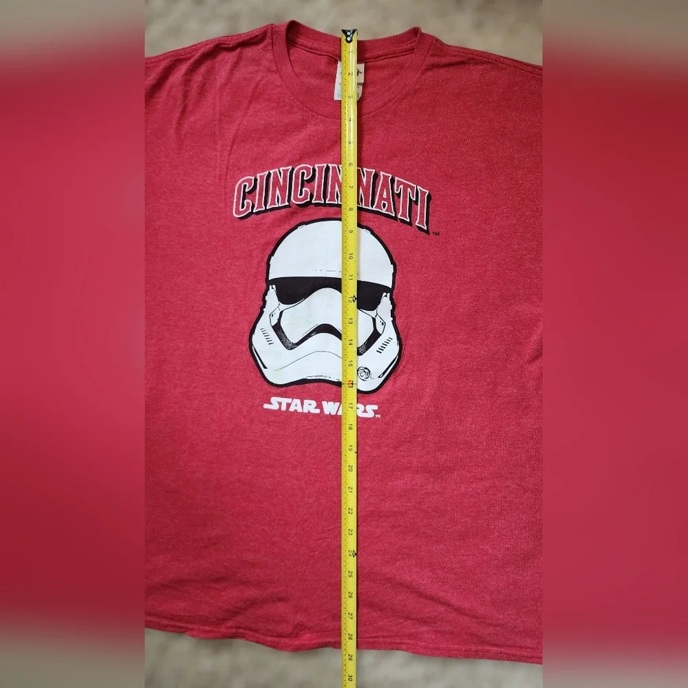Cincinnati Reds Star Wars Limited Edition Stadium GiveawayT-Shirt, Men's XL
